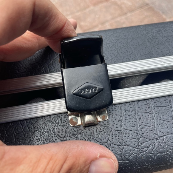 Hardcase With Foam - Picture 6 of 11